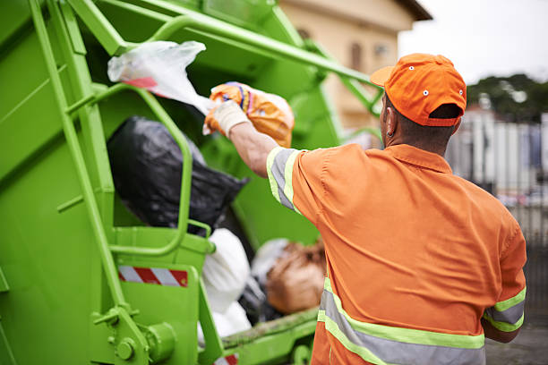 Best Yard Cleanup Services  in Glendale, CA